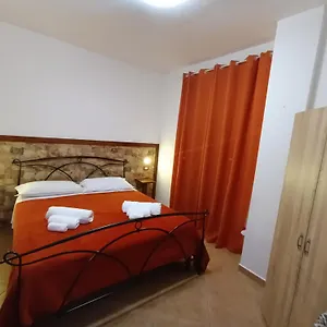 Mamuthones Bed and breakfast